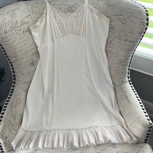 Sans Souci Vintage Slip